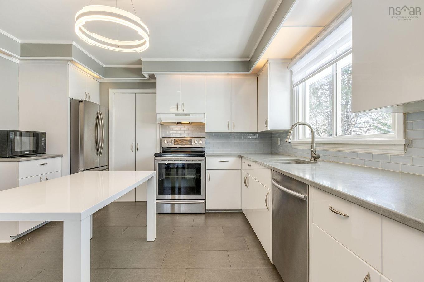 30 Penhorn Drive, Dartmouth, NS