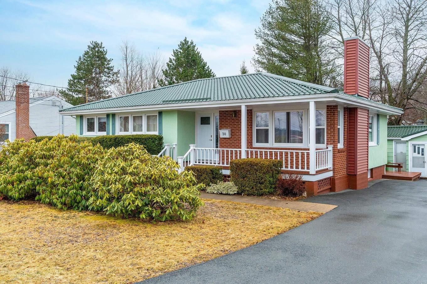 30 Penhorn Drive, Dartmouth, NS