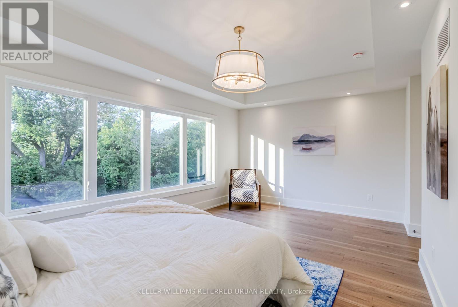 62 Ash Crescent, Toronto, ON - Indoor Photo Showing Bedroom