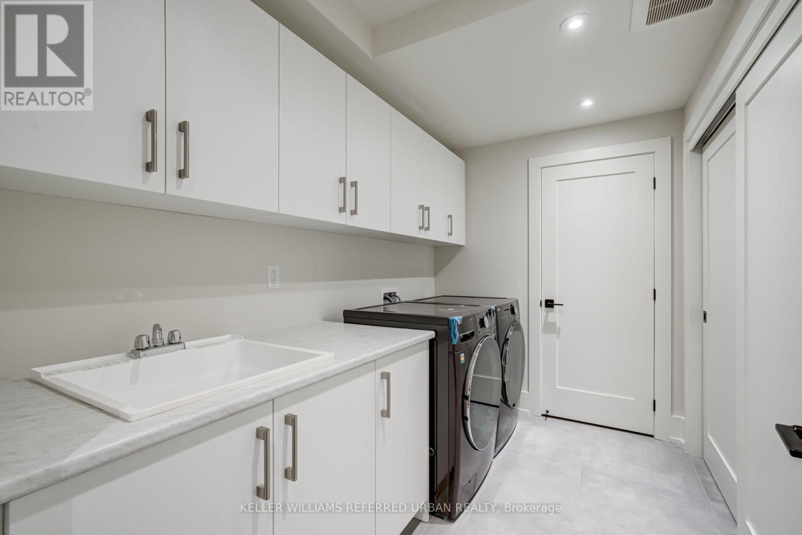 62 Ash Crescent, Toronto, ON - Indoor Photo Showing Laundry Room