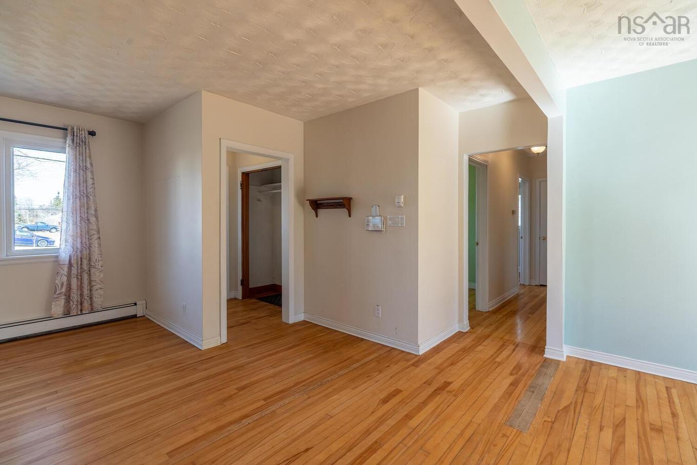 20 Avon Crescent, Halifax, NS