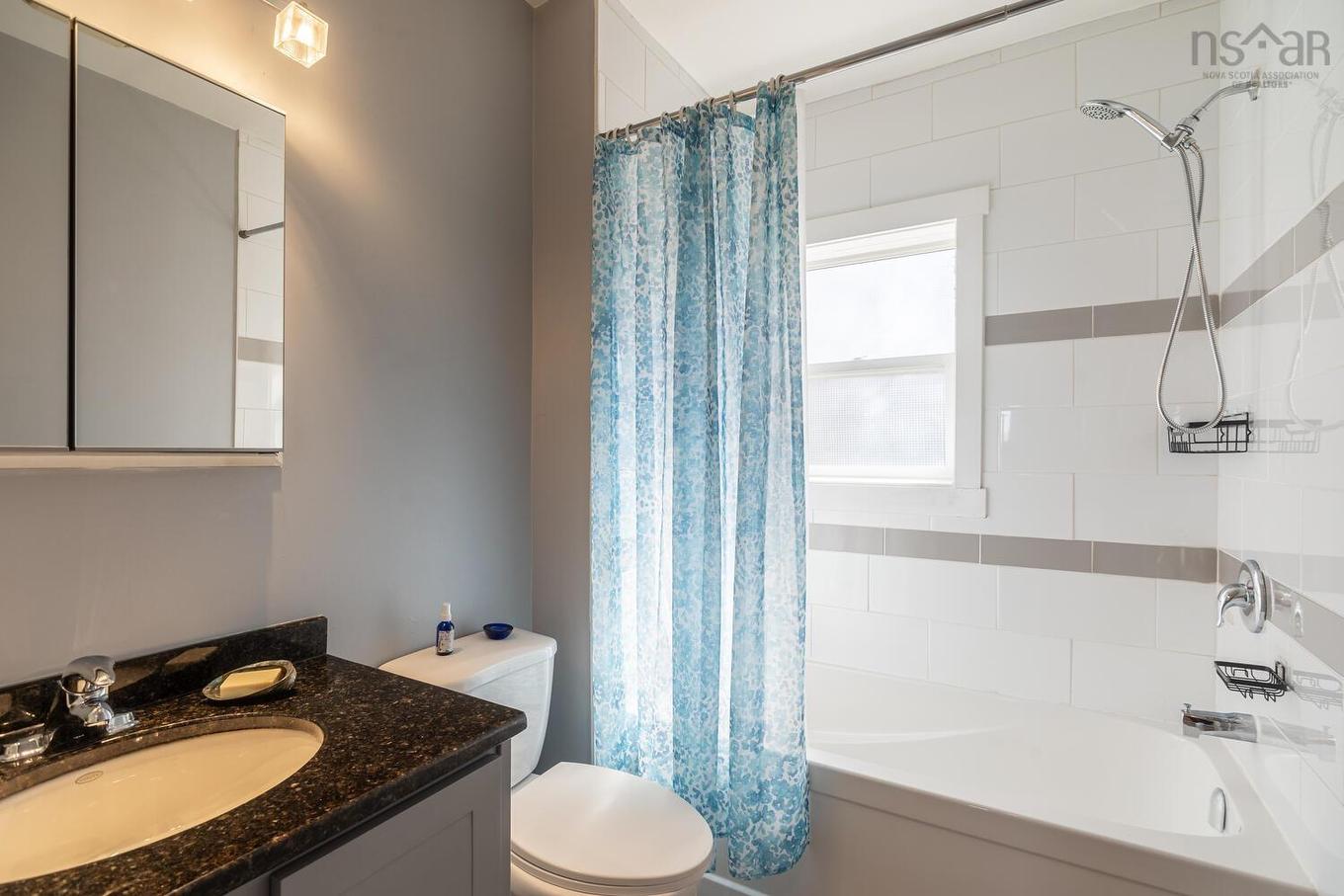 20 Avon Crescent, Halifax, NS