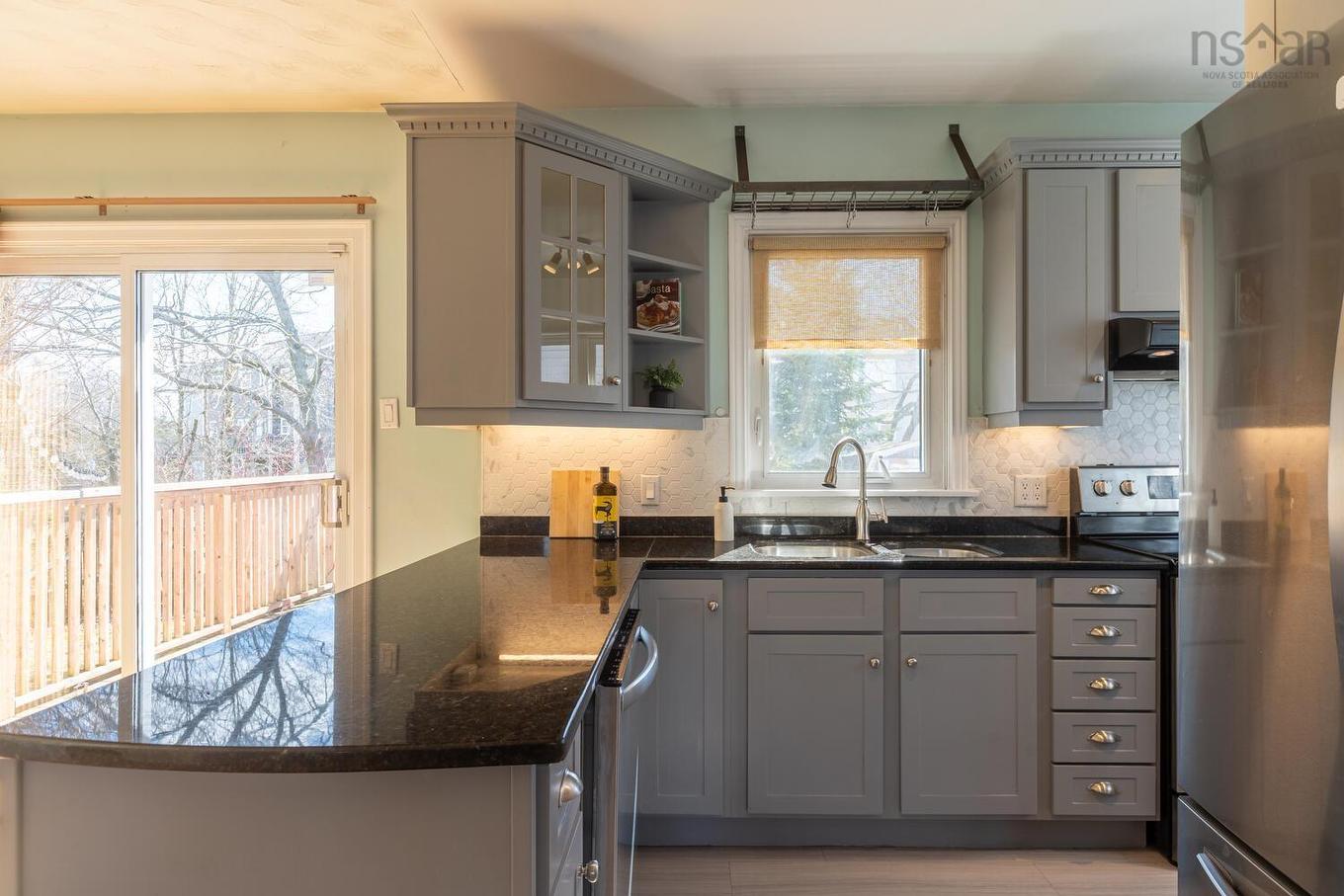 20 Avon Crescent, Halifax, NS