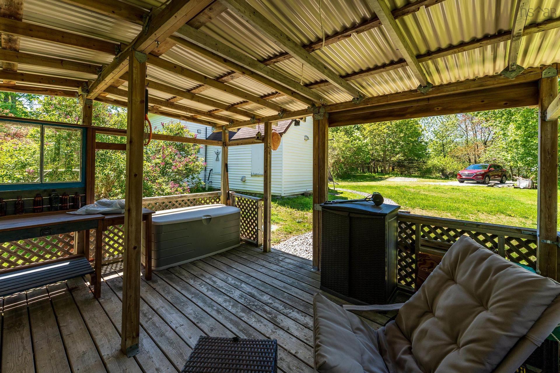 9330 Highway 3, Pleasant Lake, NS