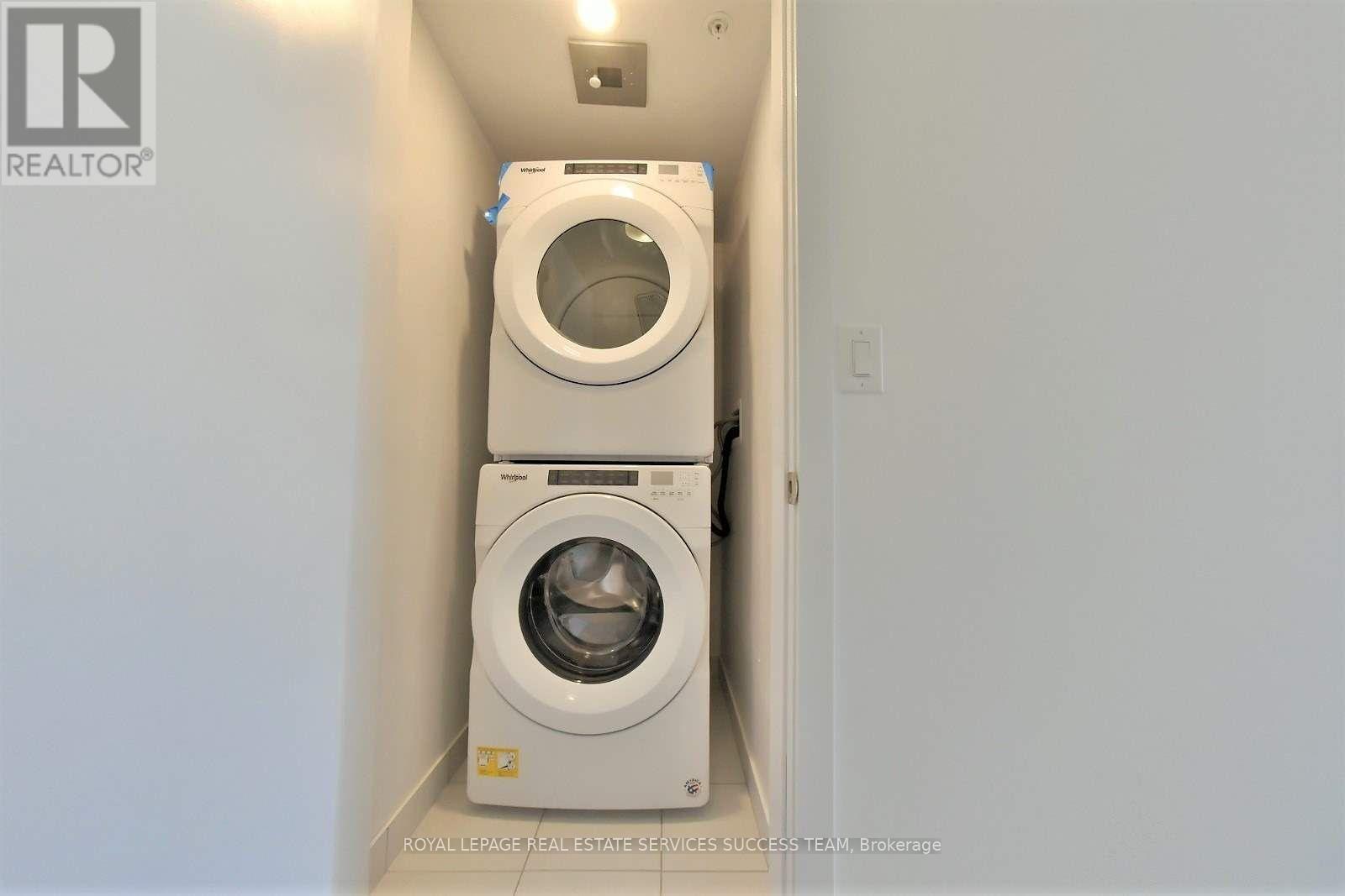 24 - 3473 Widdicombe Way, Mississauga, ON - Indoor Photo Showing Laundry Room