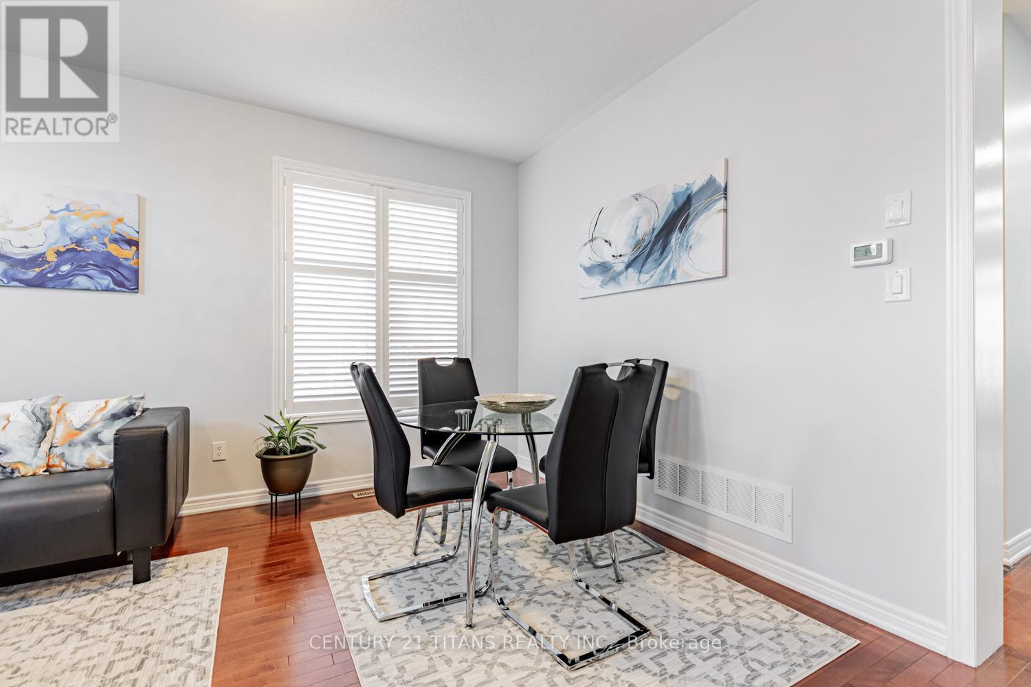3 Condarcuri Crescent, Markham, ON - Indoor