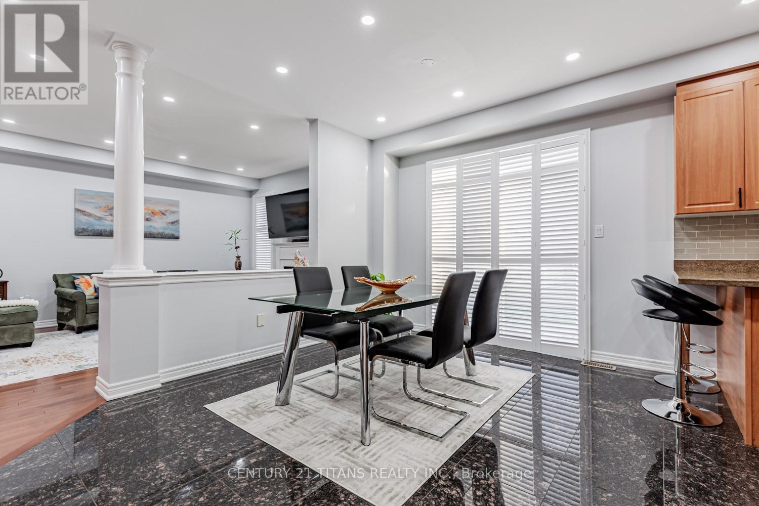 3 Condarcuri Crescent, Markham, ON - Indoor