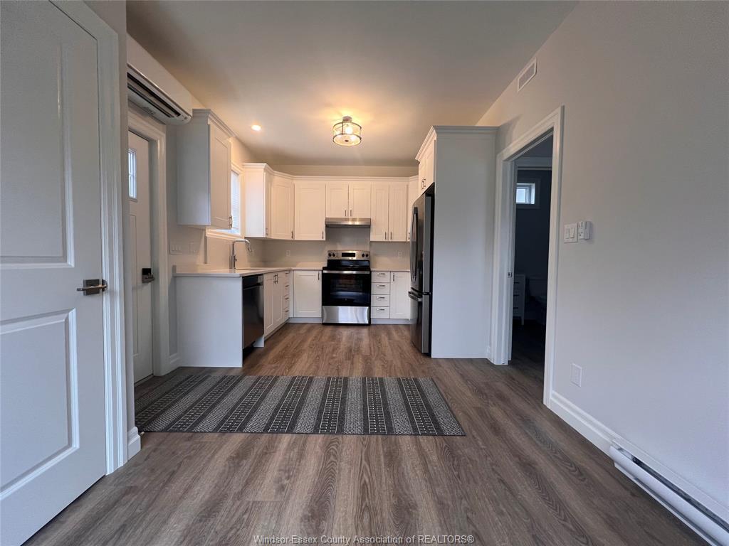 Adu-89 Draper, Harrow, ON