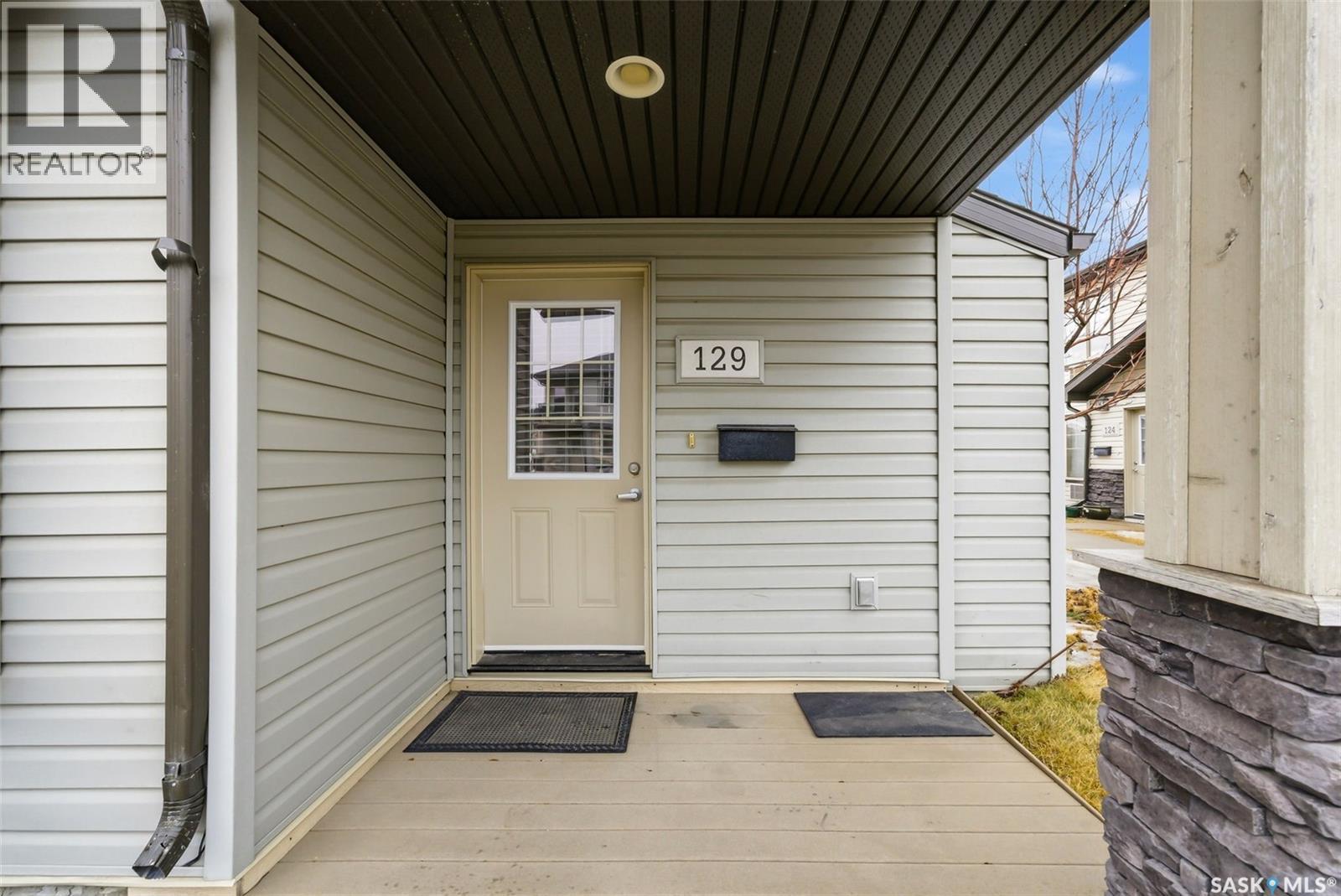 129 5063 James Hill Road, Regina, SK - Outdoor With Exterior