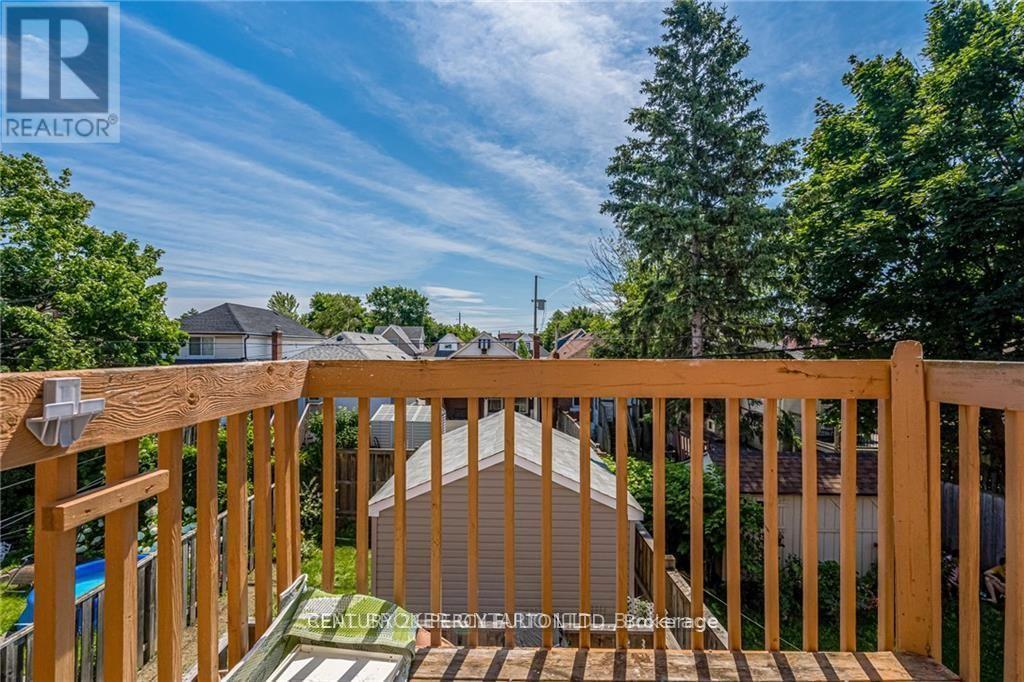 42 Balsam Avenue, Hamilton, ON - Outdoor
