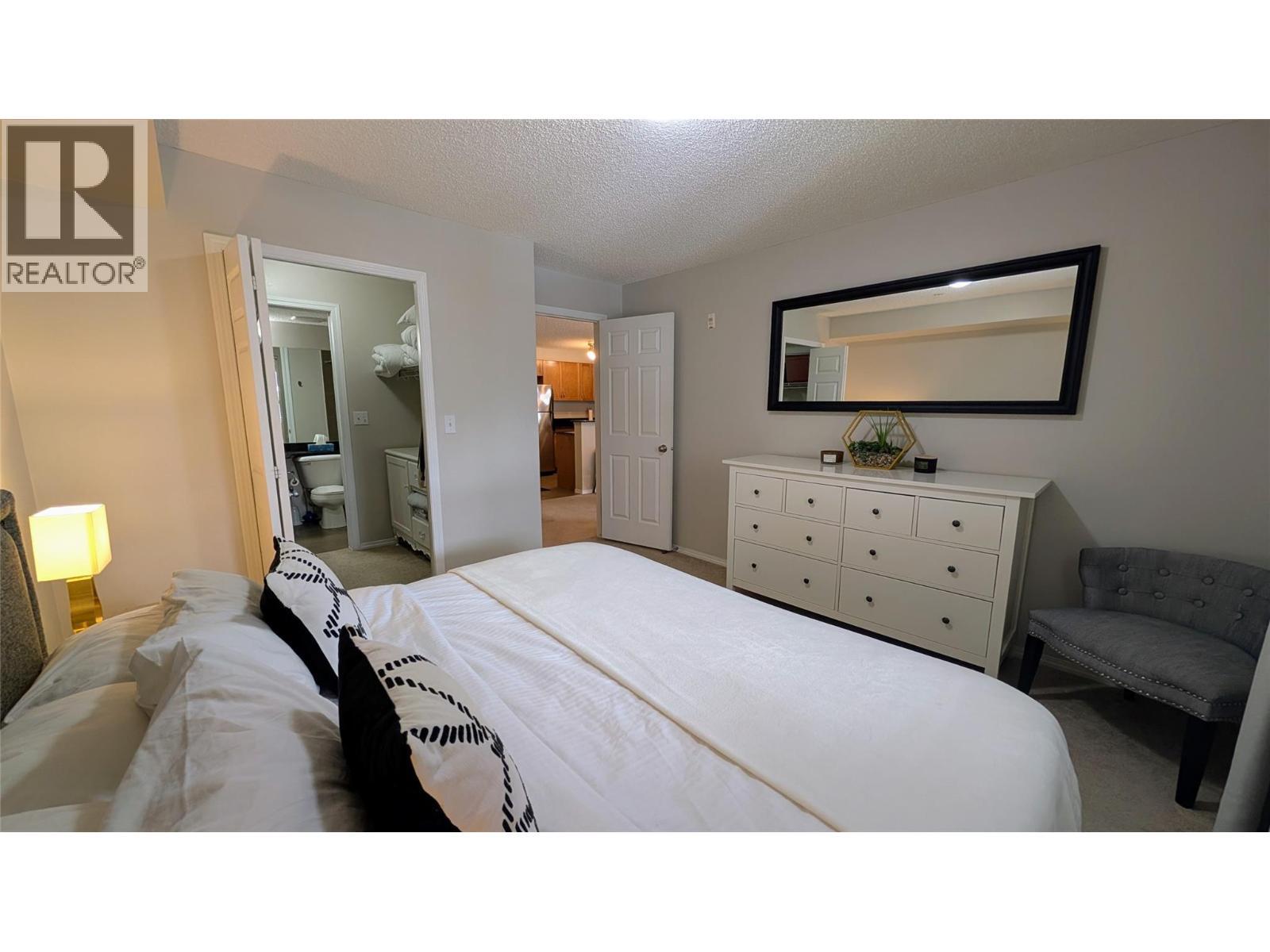 Primary Bedroom - 205 Third Avenue Unit# 3307, Invermere, BC - Indoor Photo Showing Bedroom