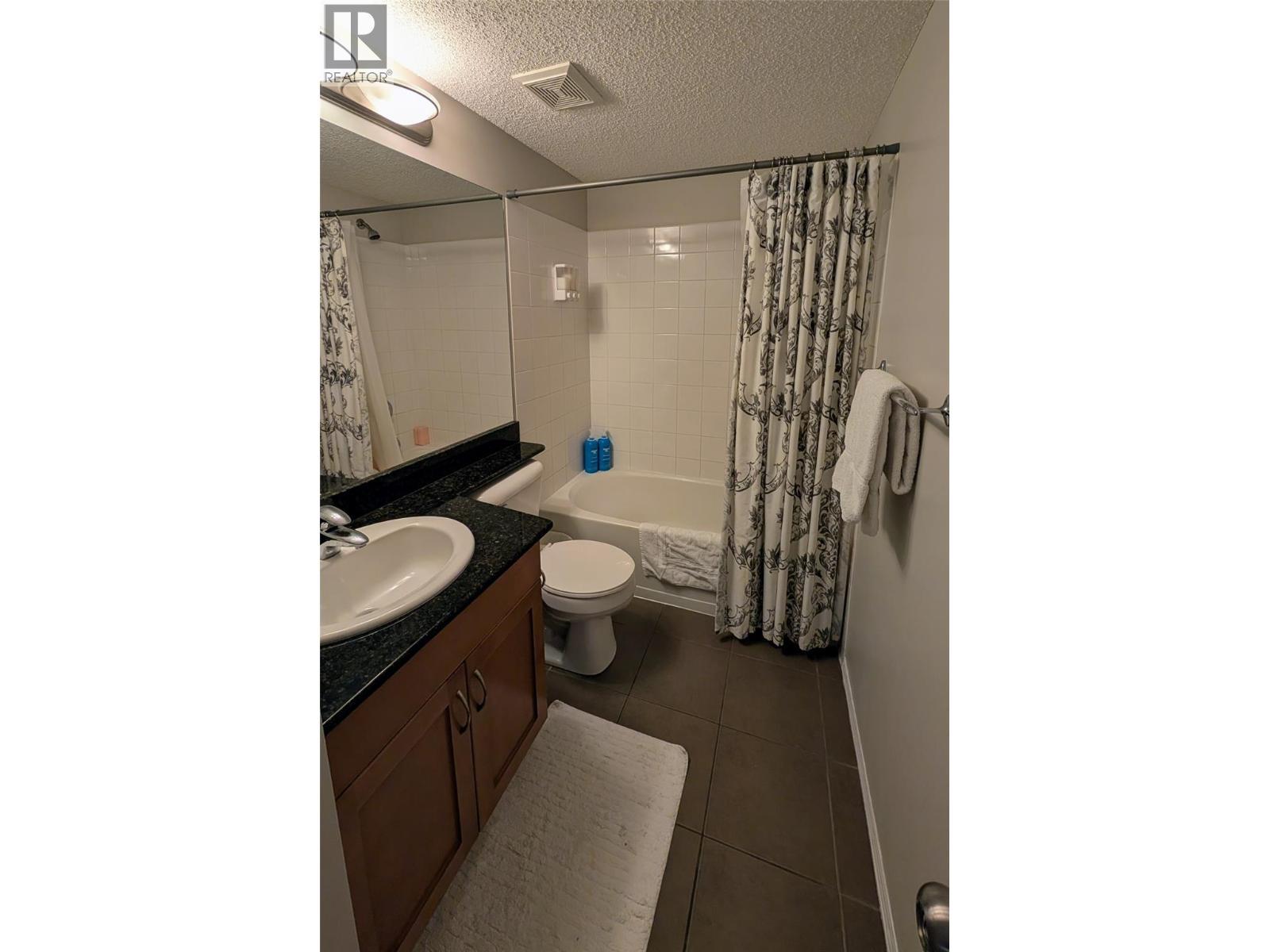 Bathroom - 205 Third Avenue Unit# 3307, Invermere, BC - Indoor Photo Showing Bathroom