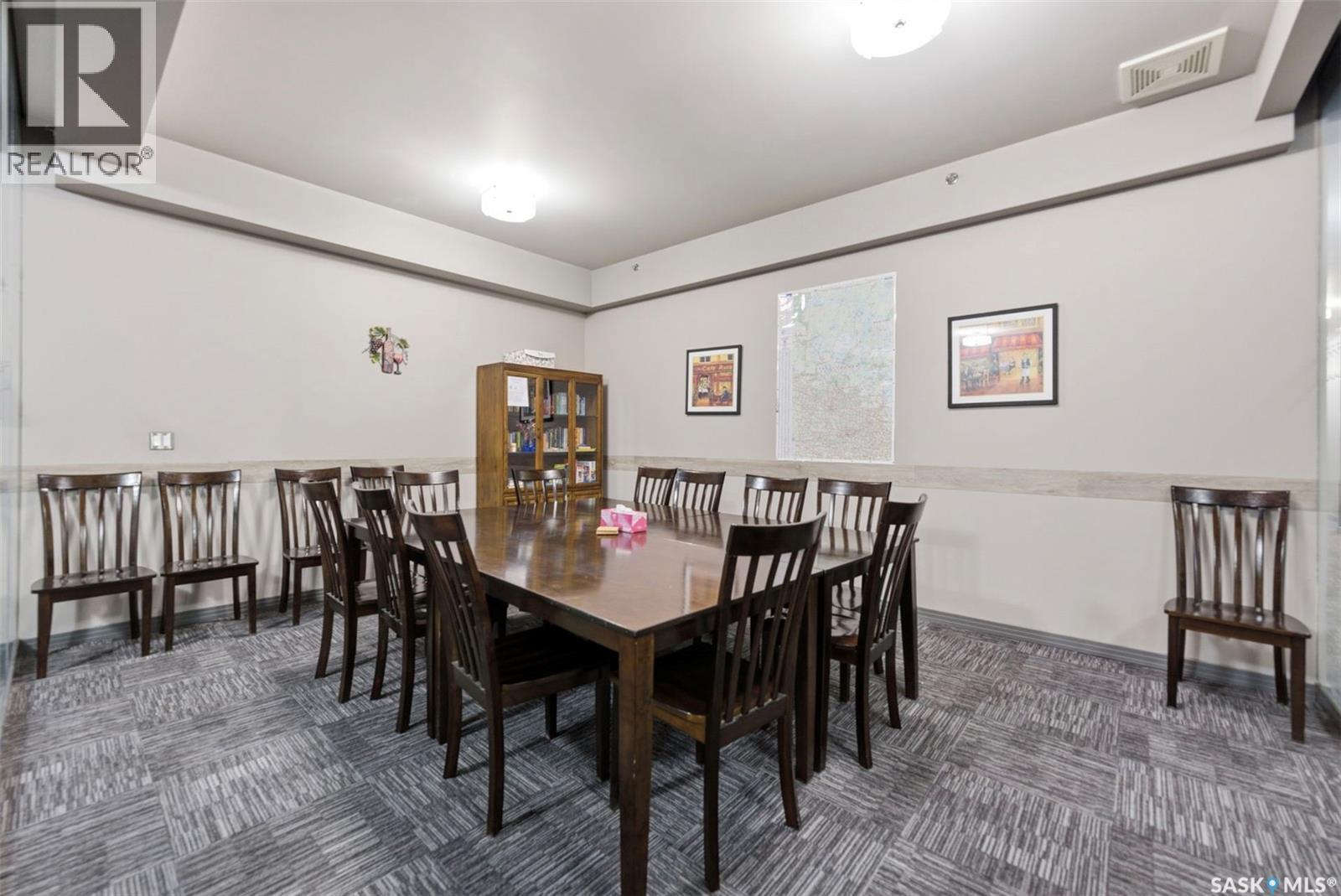 220 225 Maningas Bend, Saskatoon, SK - Indoor Photo Showing Dining Room