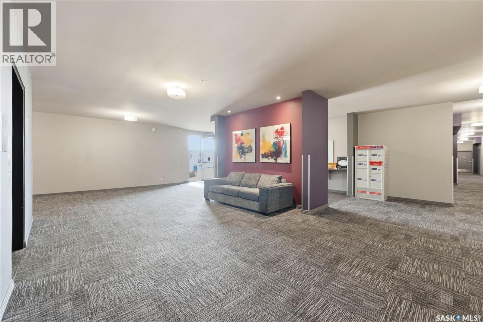 220 225 Maningas Bend, Saskatoon, SK - Indoor