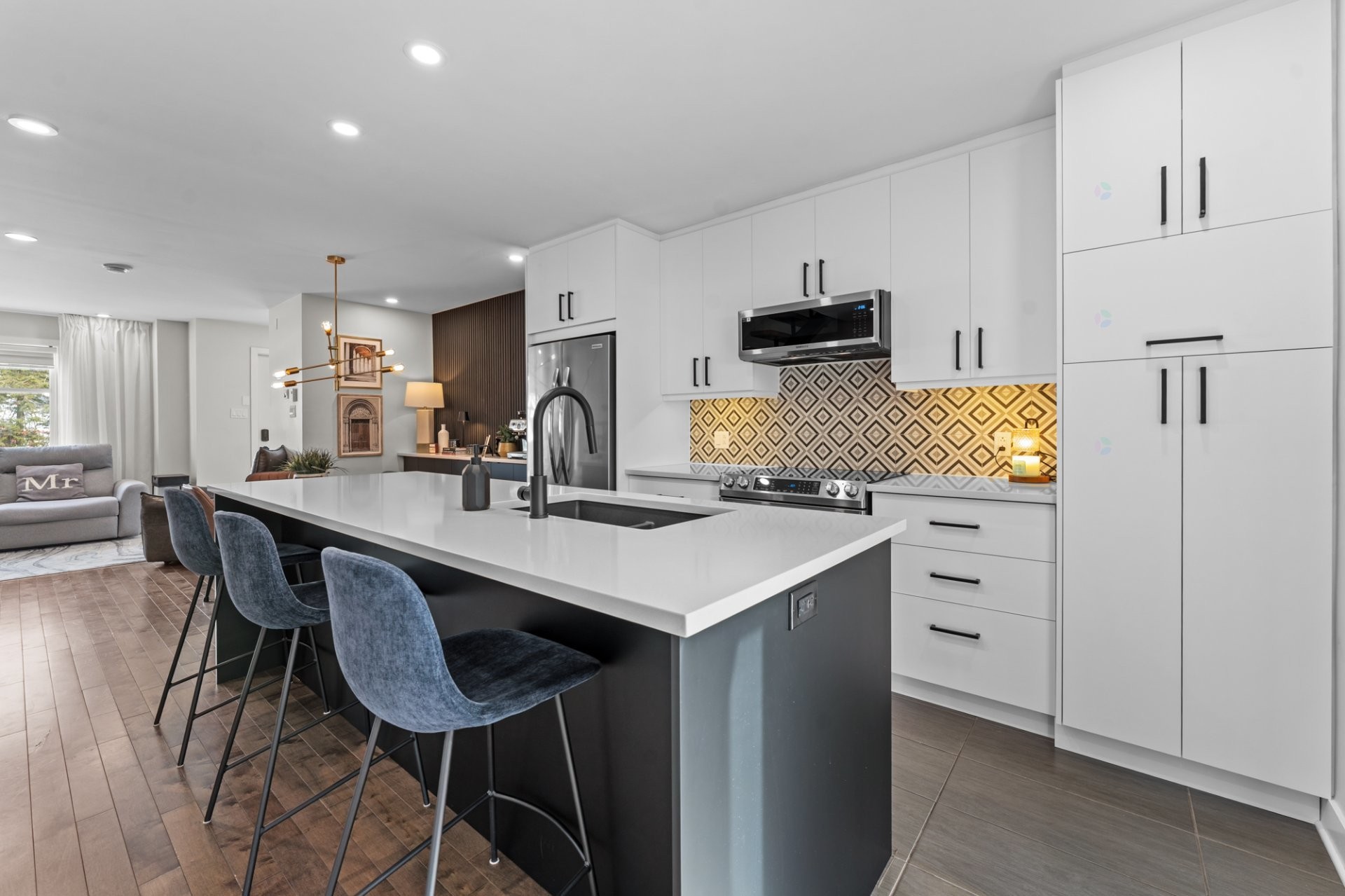 Cuisine - 1531 Rue St-André, L'Assomption, QC - Indoor Photo Showing Kitchen With Upgraded Kitchen