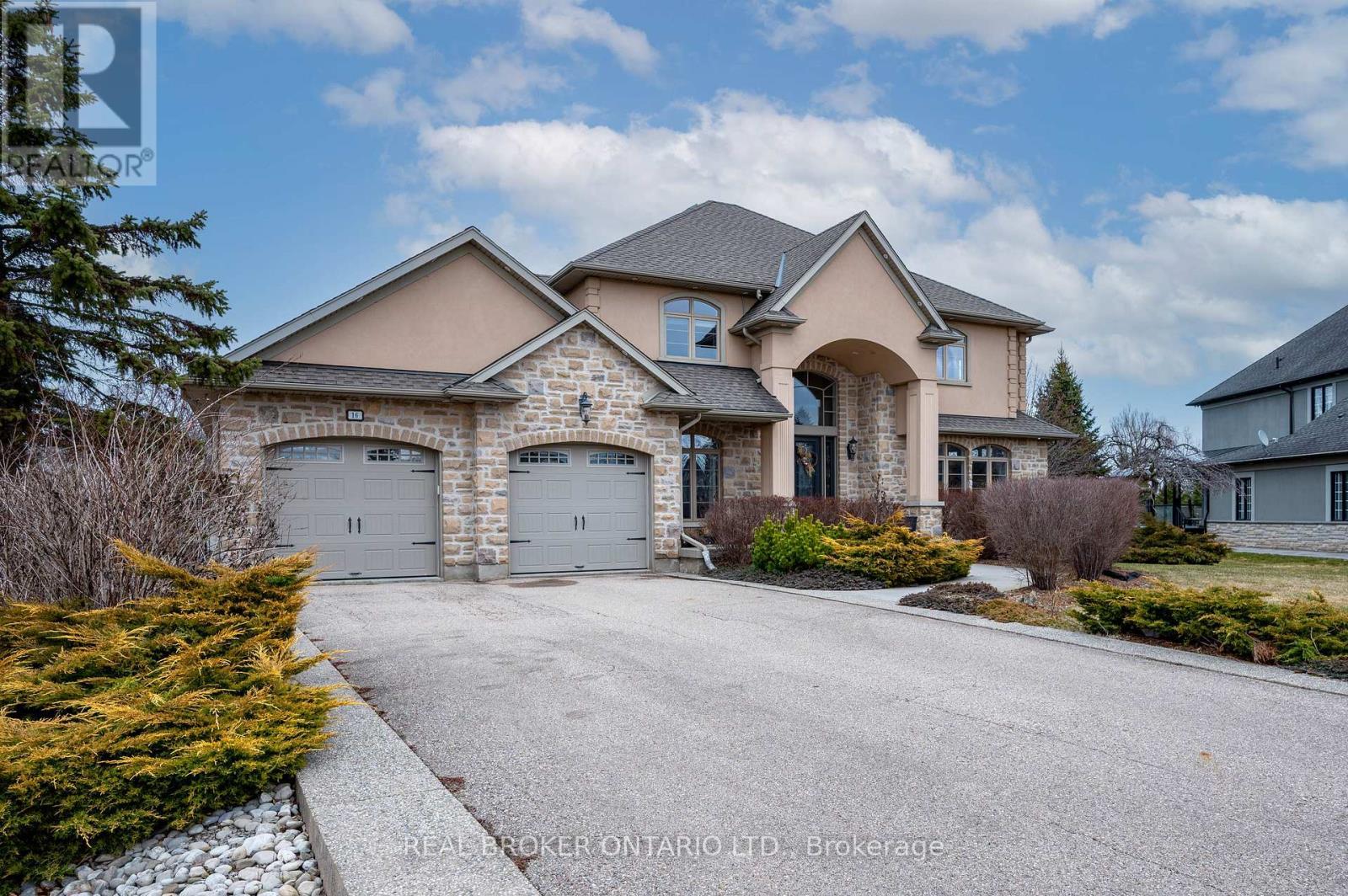16 Seifert Court, Cambridge, ON - Outdoor With Facade