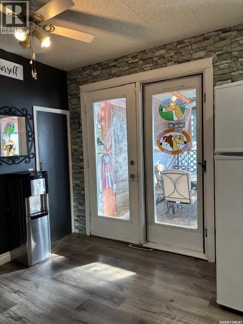 312 Golling Street, Lemberg, SK - Indoor Photo Showing Other Room