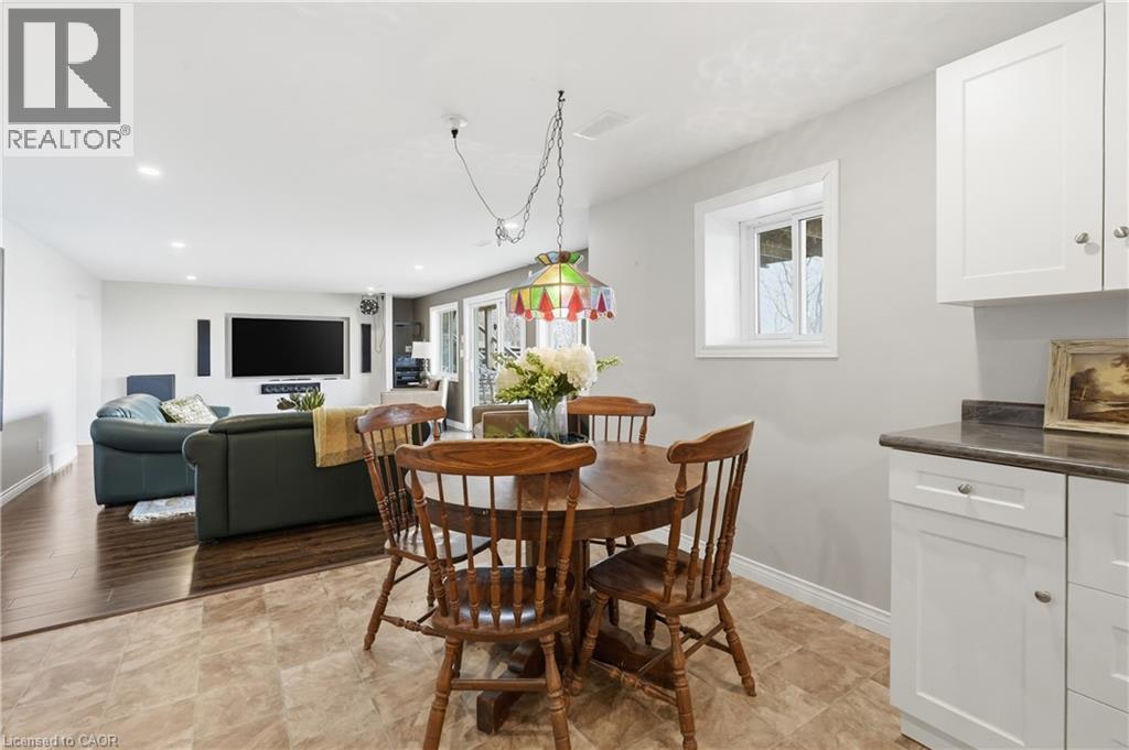 648 Front Road, St. Williams, ON - Indoor Photo Showing Dining Room