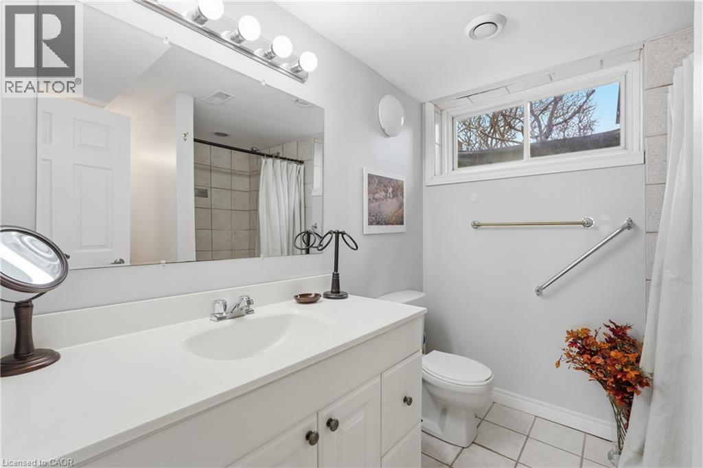 648 Front Road, St. Williams, ON - Indoor Photo Showing Bathroom