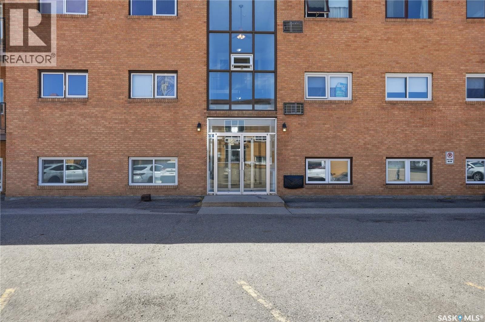 1 4341 Rae Street, Regina, SK