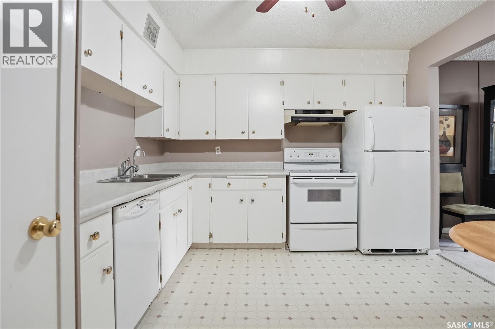 1 4341 Rae Street, Regina, SK