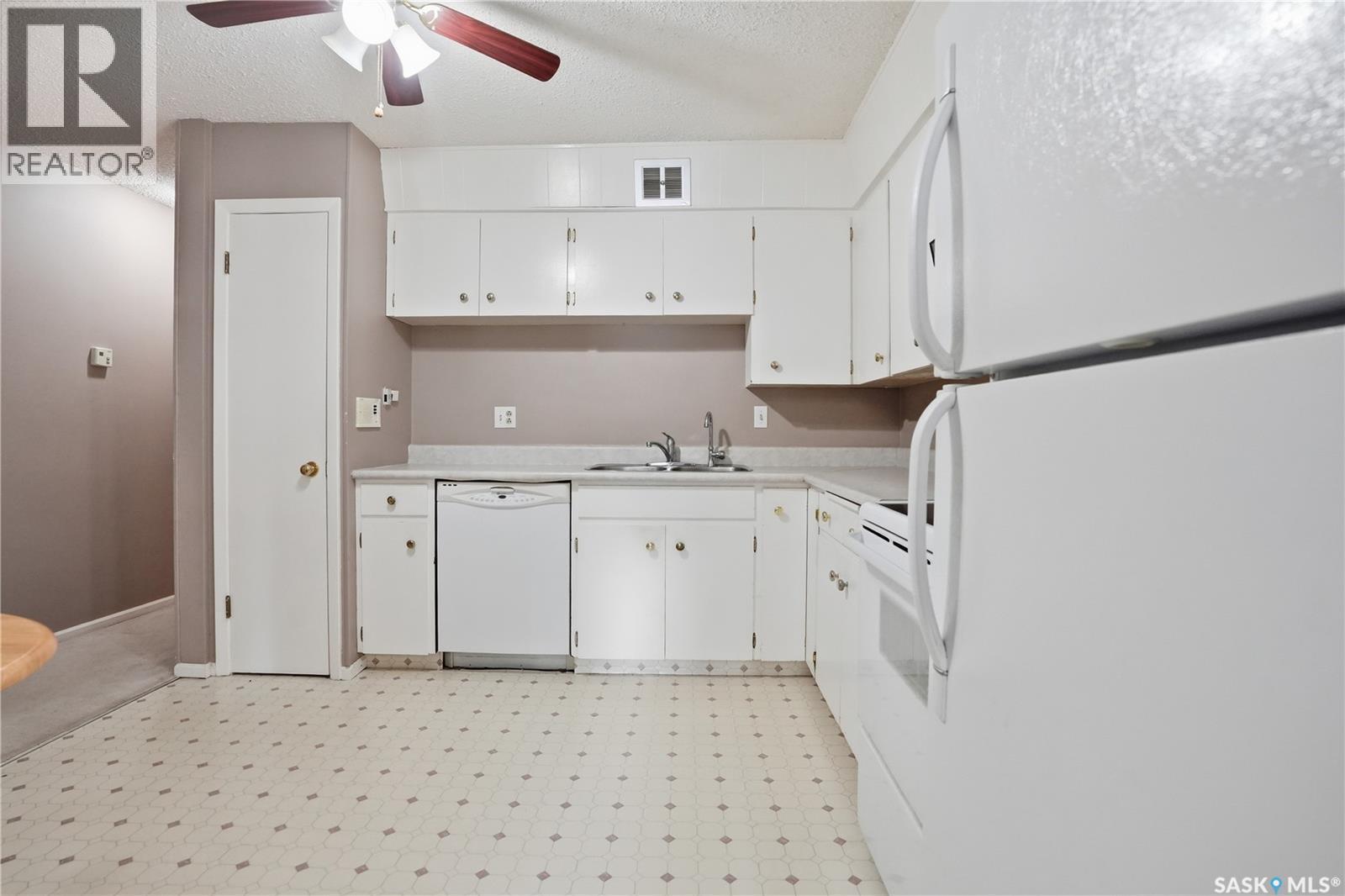 1 4341 Rae Street, Regina, SK