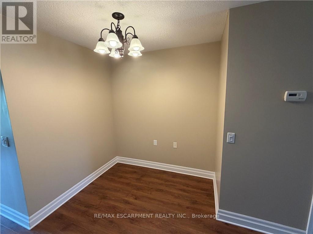5 Jaczenko Terrace, Hamilton, ON