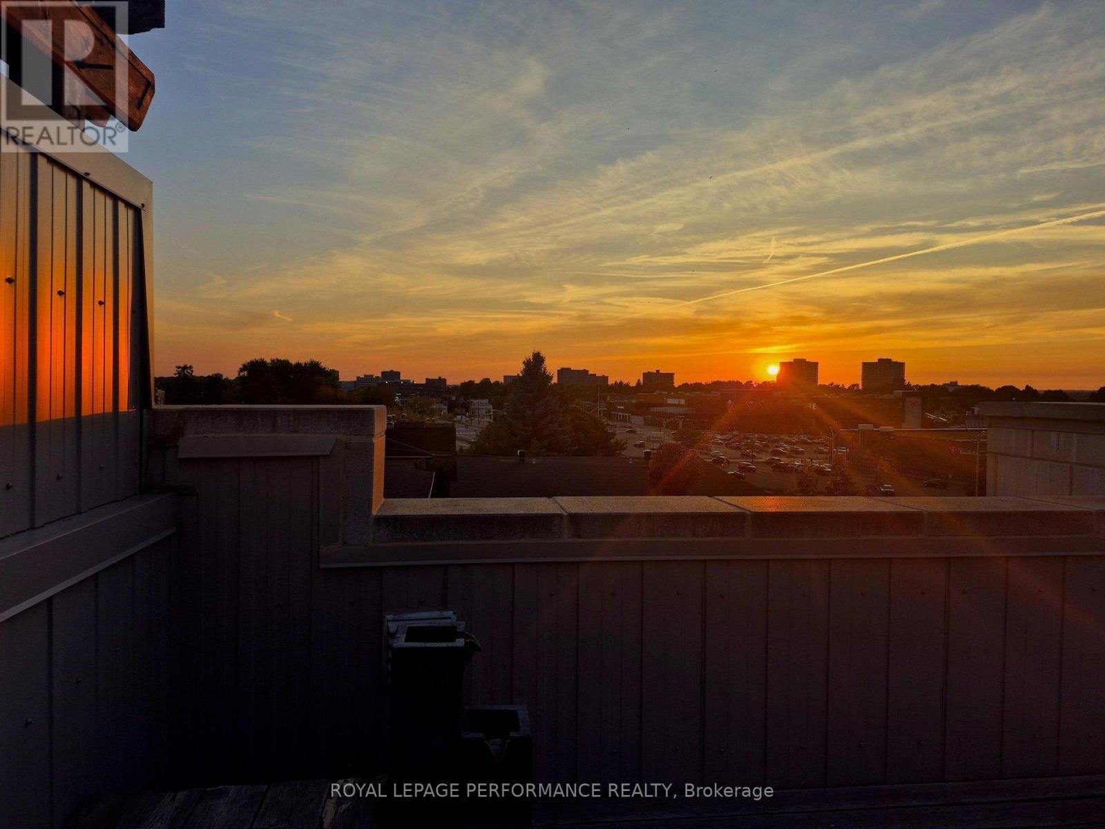 Roof top Evenings - 805 Kingsmere Avenue, Ottawa, ON - Outdoor With View