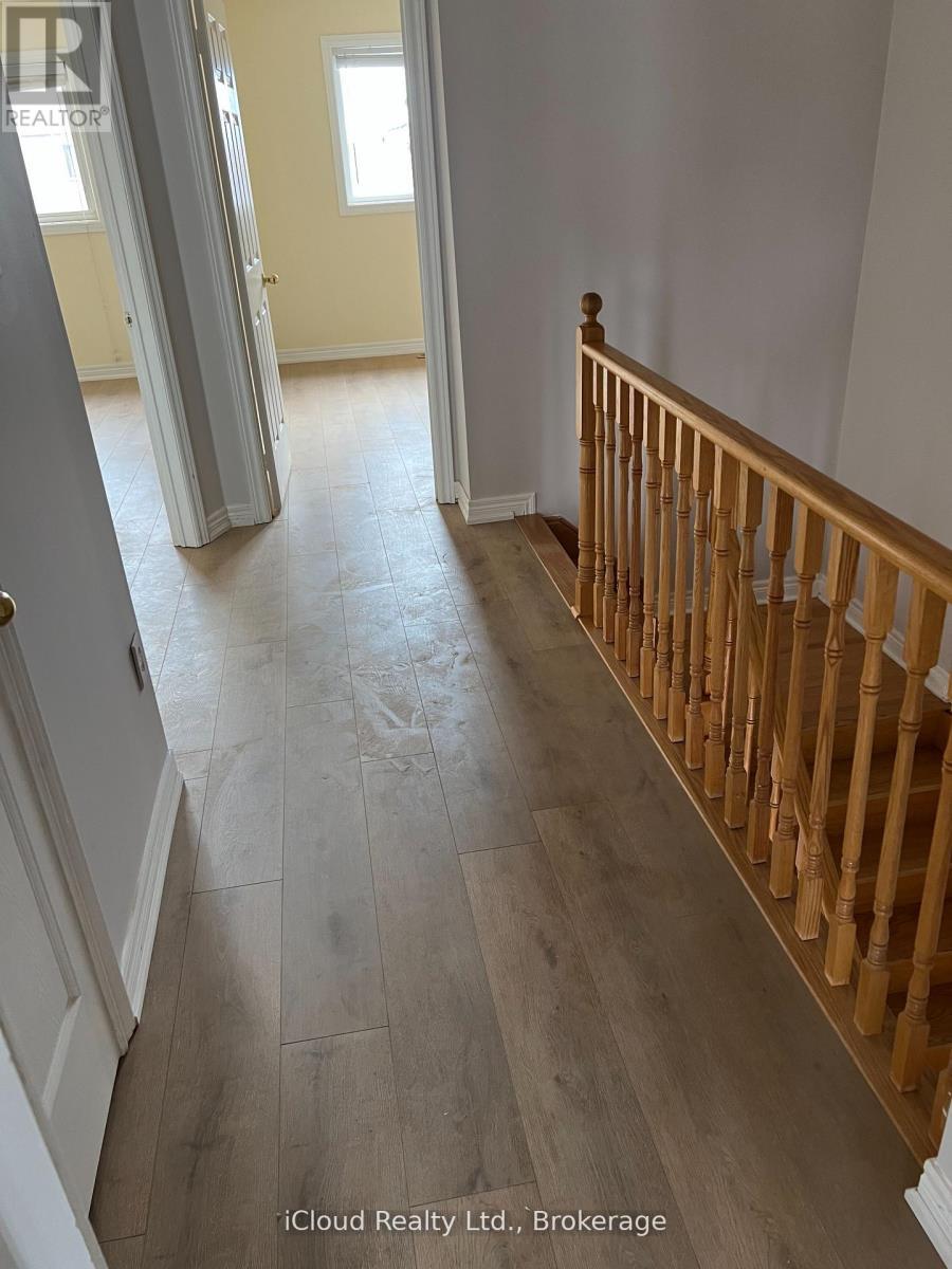 3956 Manatee Way, Mississauga, ON - Indoor Photo Showing Other Room