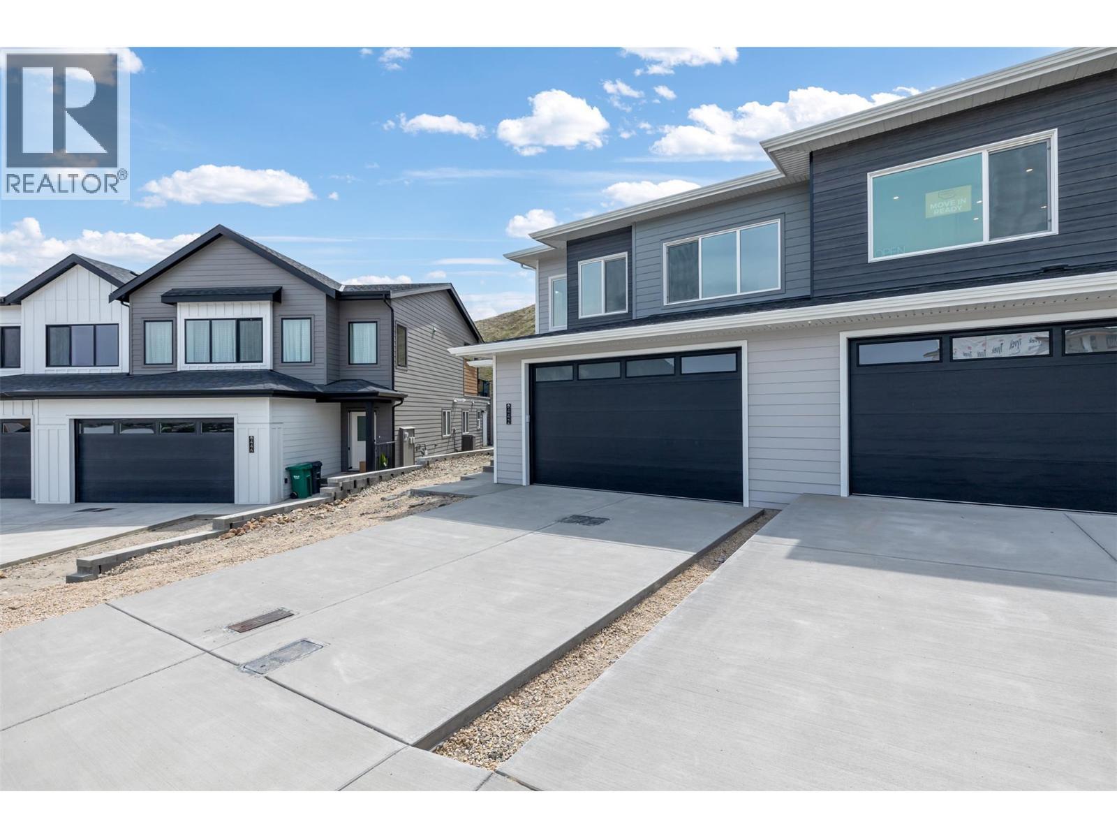 442 Arrowleaf Rise, Coldstream, BC - Outdoor With Facade