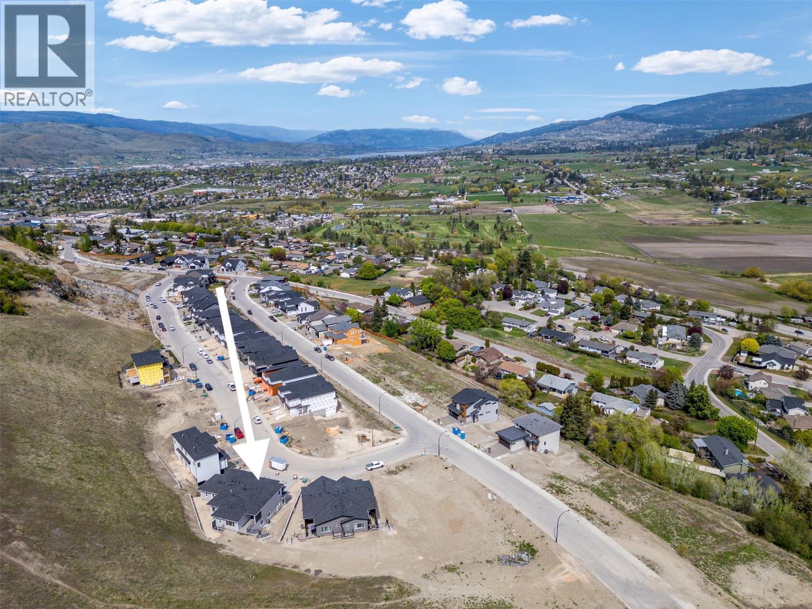 442 Arrowleaf Rise, Coldstream, BC - Outdoor With View