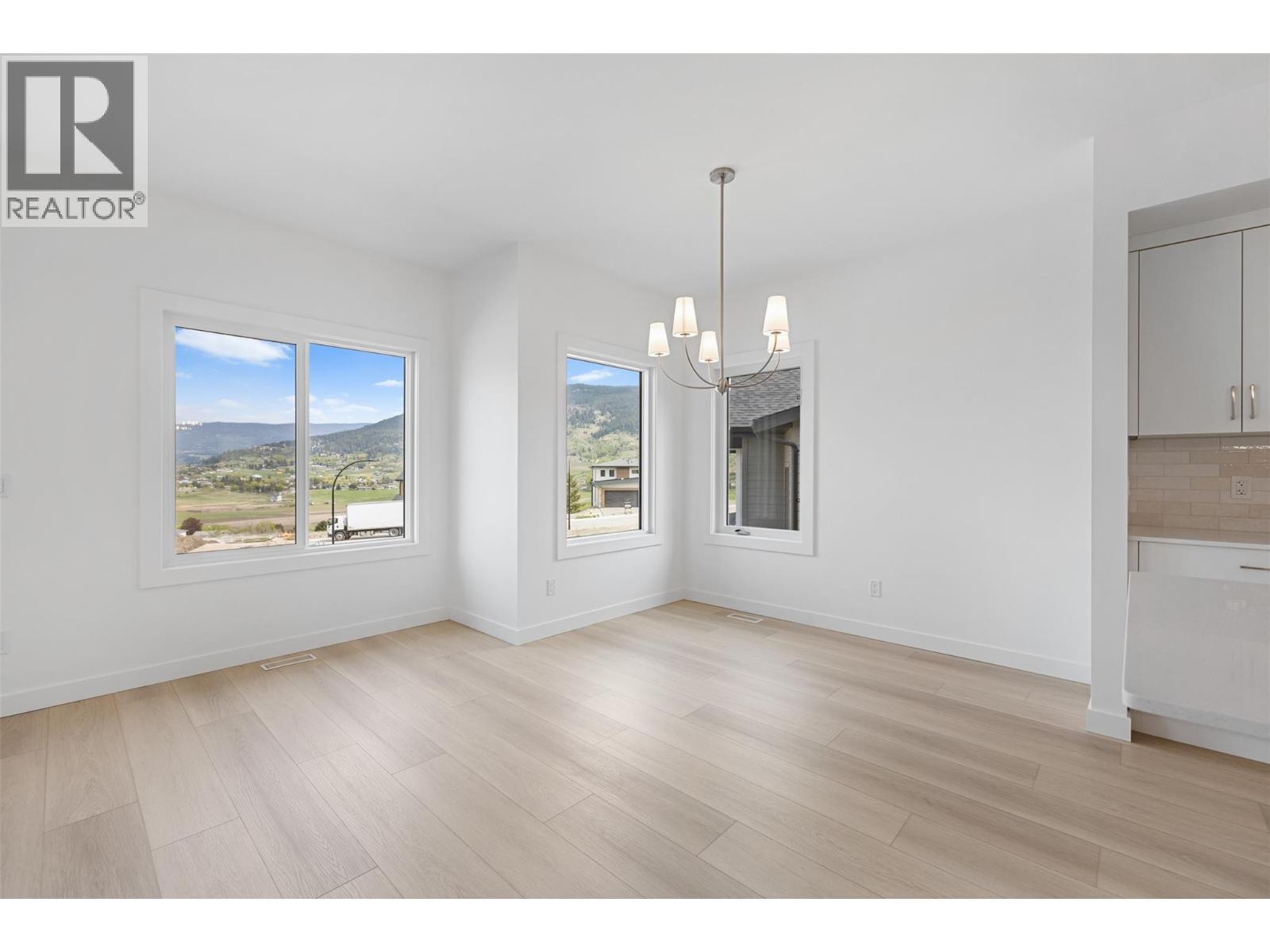 442 Arrowleaf Rise, Coldstream, BC - Indoor