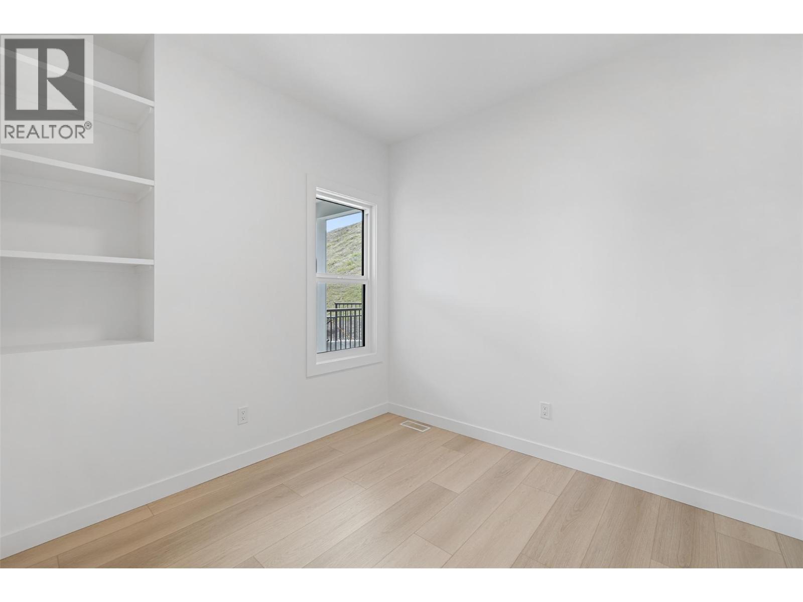 442 Arrowleaf Rise, Coldstream, BC - Indoor Photo Showing Other Room