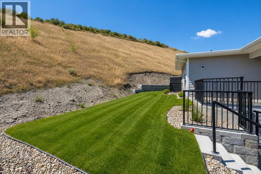 442 Arrowleaf Rise, Coldstream, BC - Outdoor