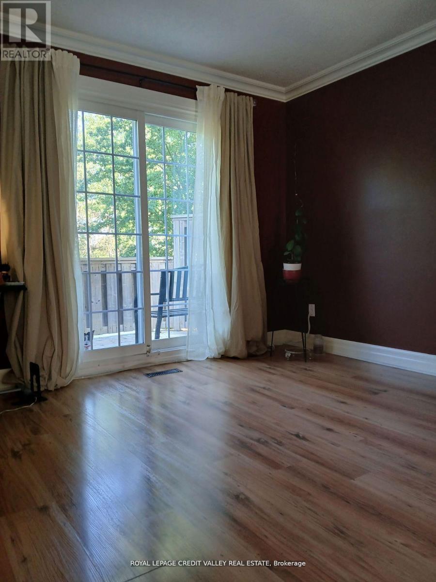 24 Sutter Avenue, Brampton, ON - Indoor Photo Showing Other Room