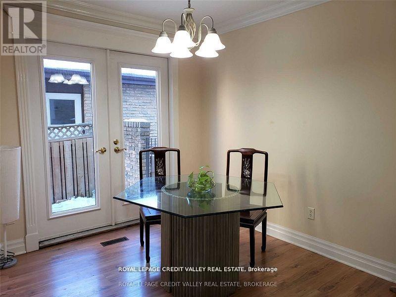24 Sutter Avenue, Brampton, ON - Indoor Photo Showing Dining Room