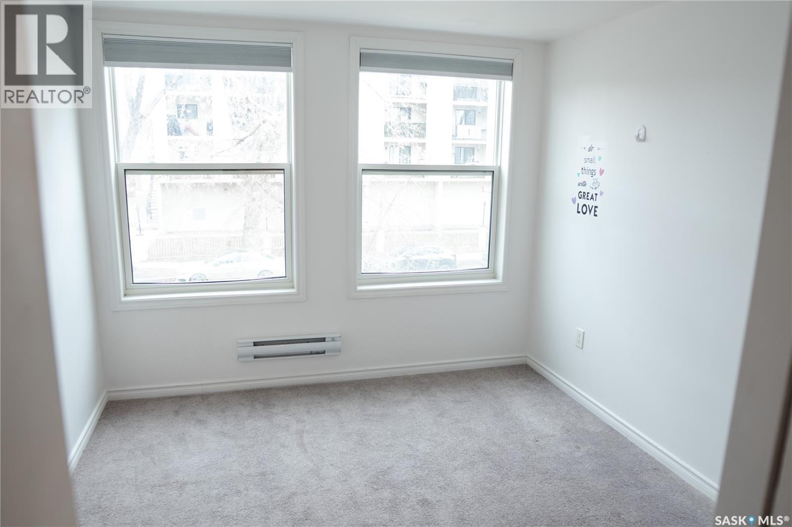 2128 Osler Street, Regina, SK - Indoor Photo Showing Other Room