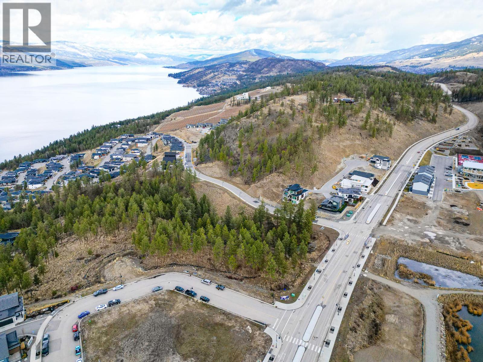 1810 Hilltop Crescent, Kelowna, BC