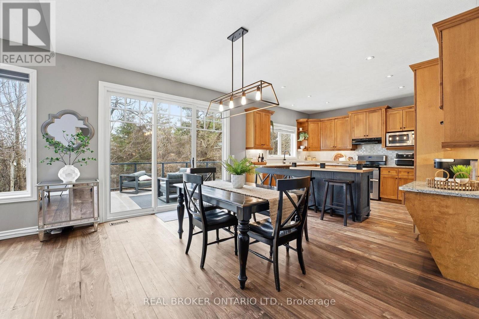 20 Cottonwood Crescent, Cambridge, ON - Indoor Photo Showing Other Room
