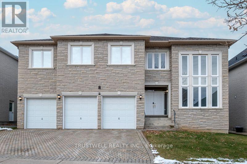 8 Ridgley Court, Richmond Hill, ON - Outdoor With Facade