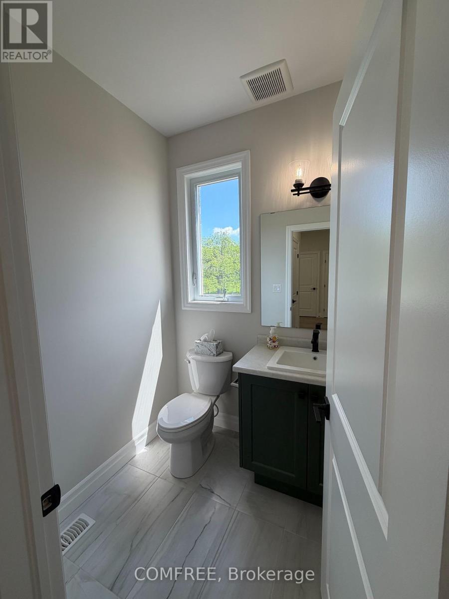 25-35 Old Course Road, St. Thomas, ON