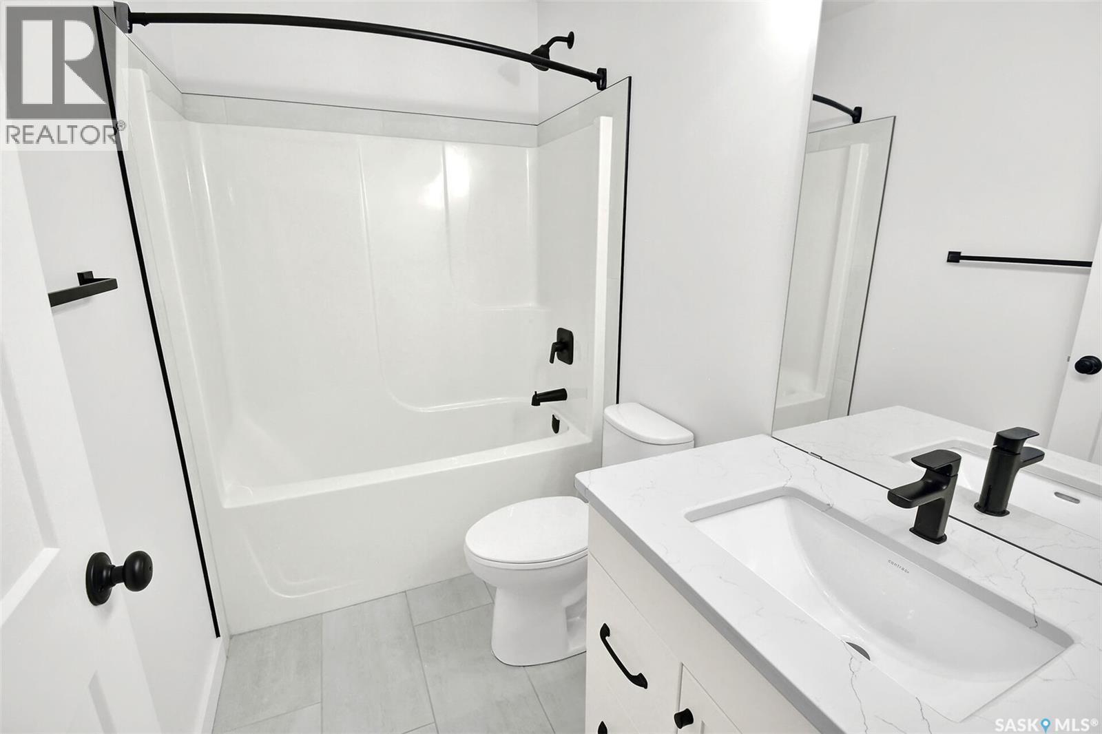 104 Forsey Avenue, Saskatoon, SK - Indoor Photo Showing Bathroom