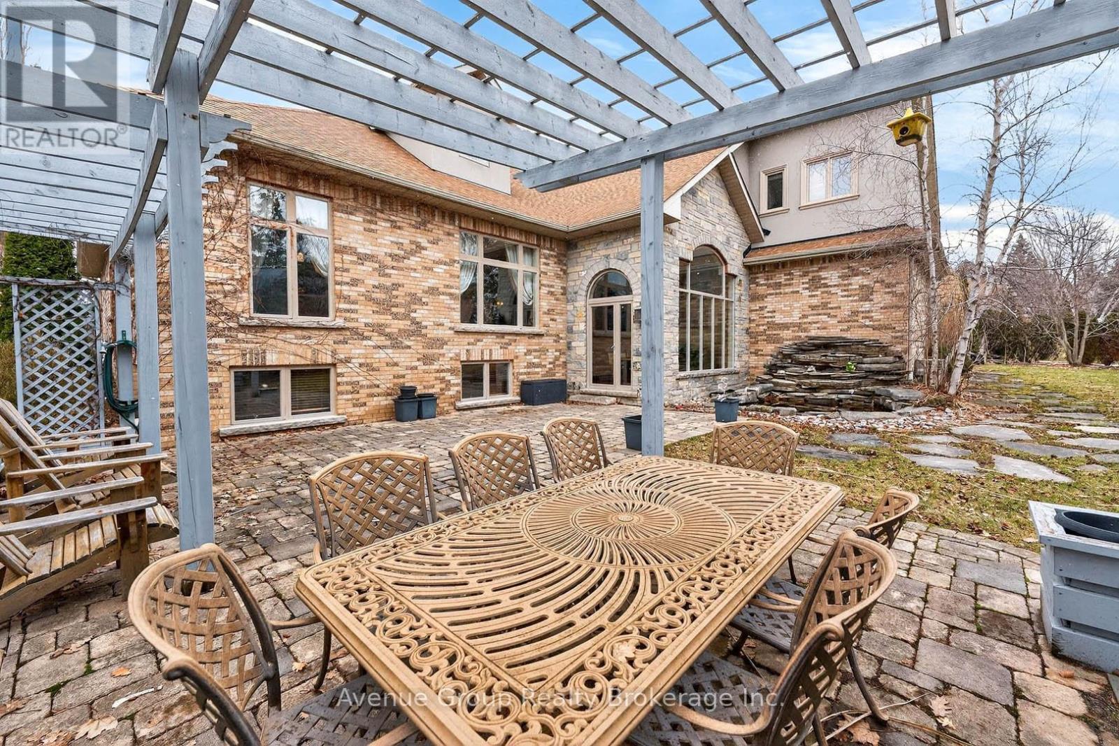 7 Longview Crescent, Vaughan, ON - Outdoor