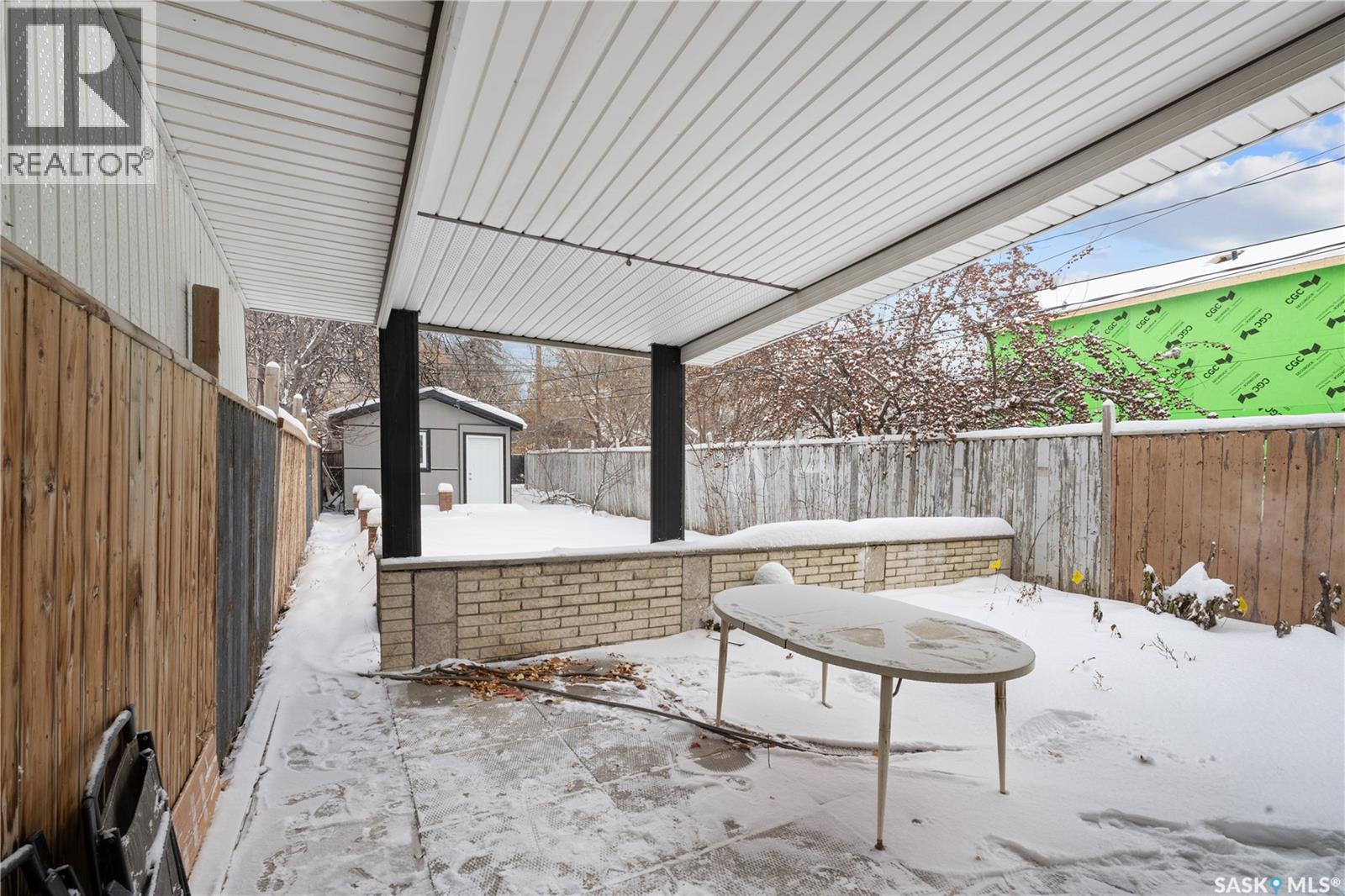 212 W Avenue S, Saskatoon, SK - Outdoor With Exterior