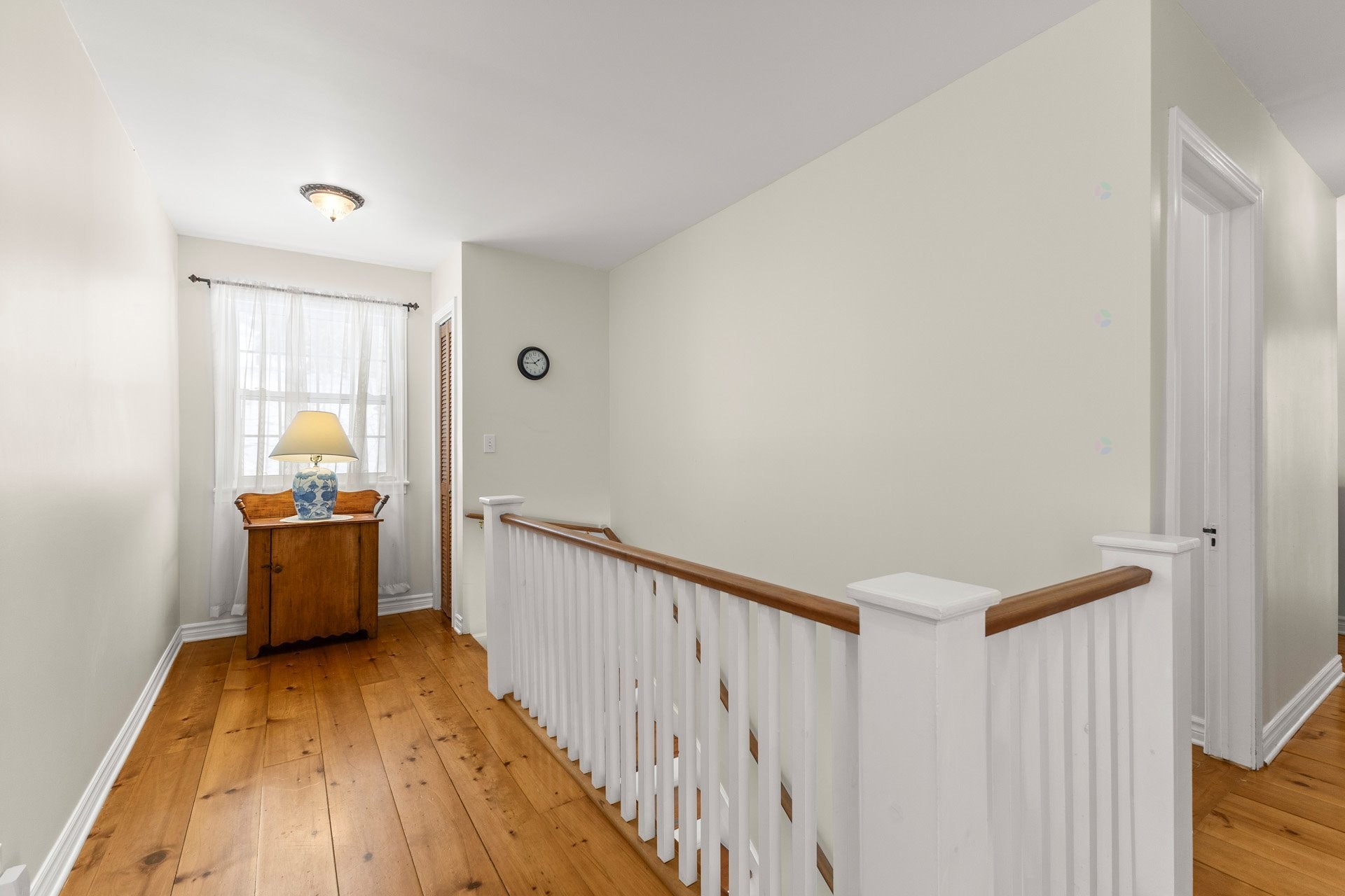 Escalier - 428 Rue Brookside, Hudson, QC - Indoor Photo Showing Other Room