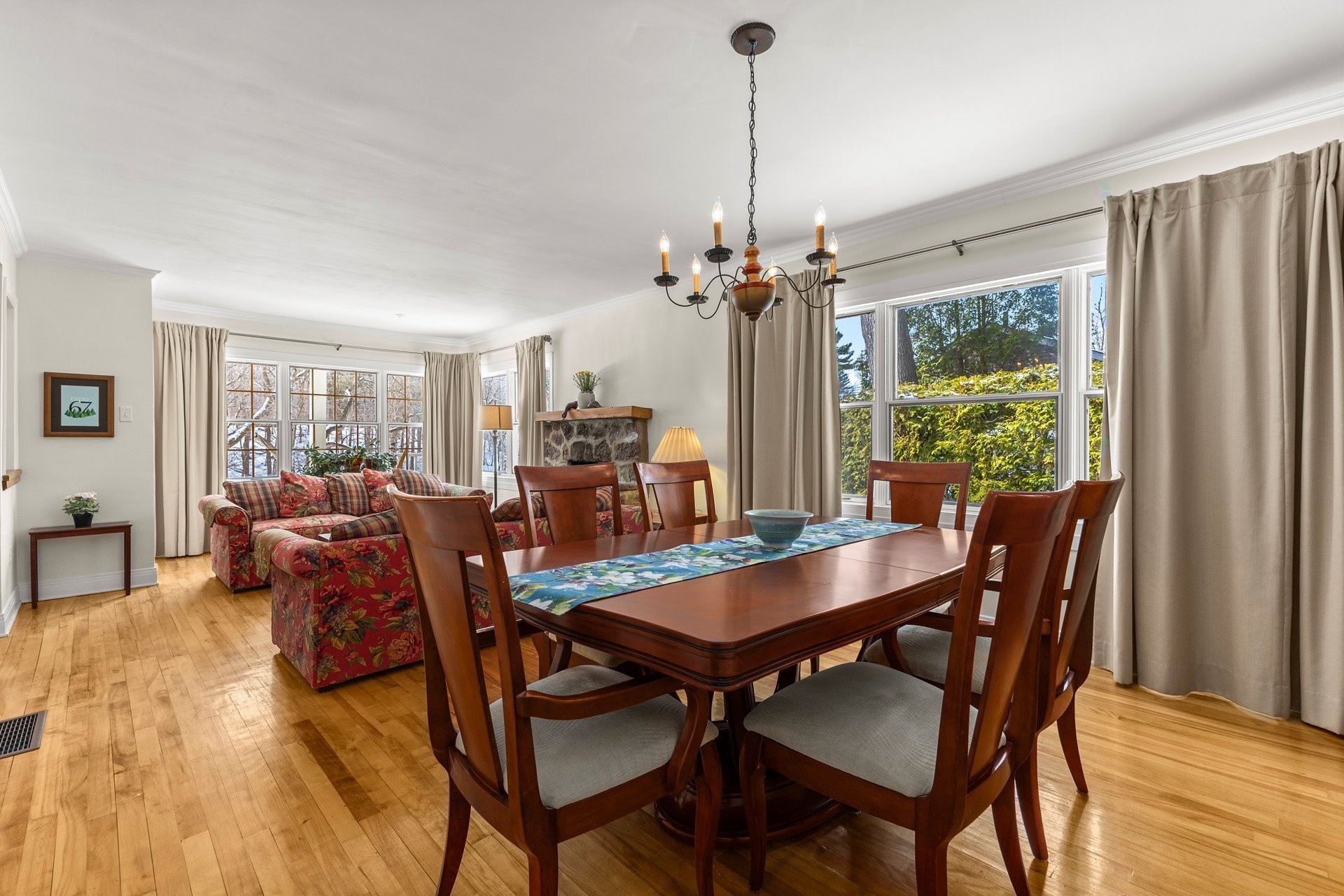 Salle à manger - 428 Rue Brookside, Hudson, QC - Indoor Photo Showing Dining Room