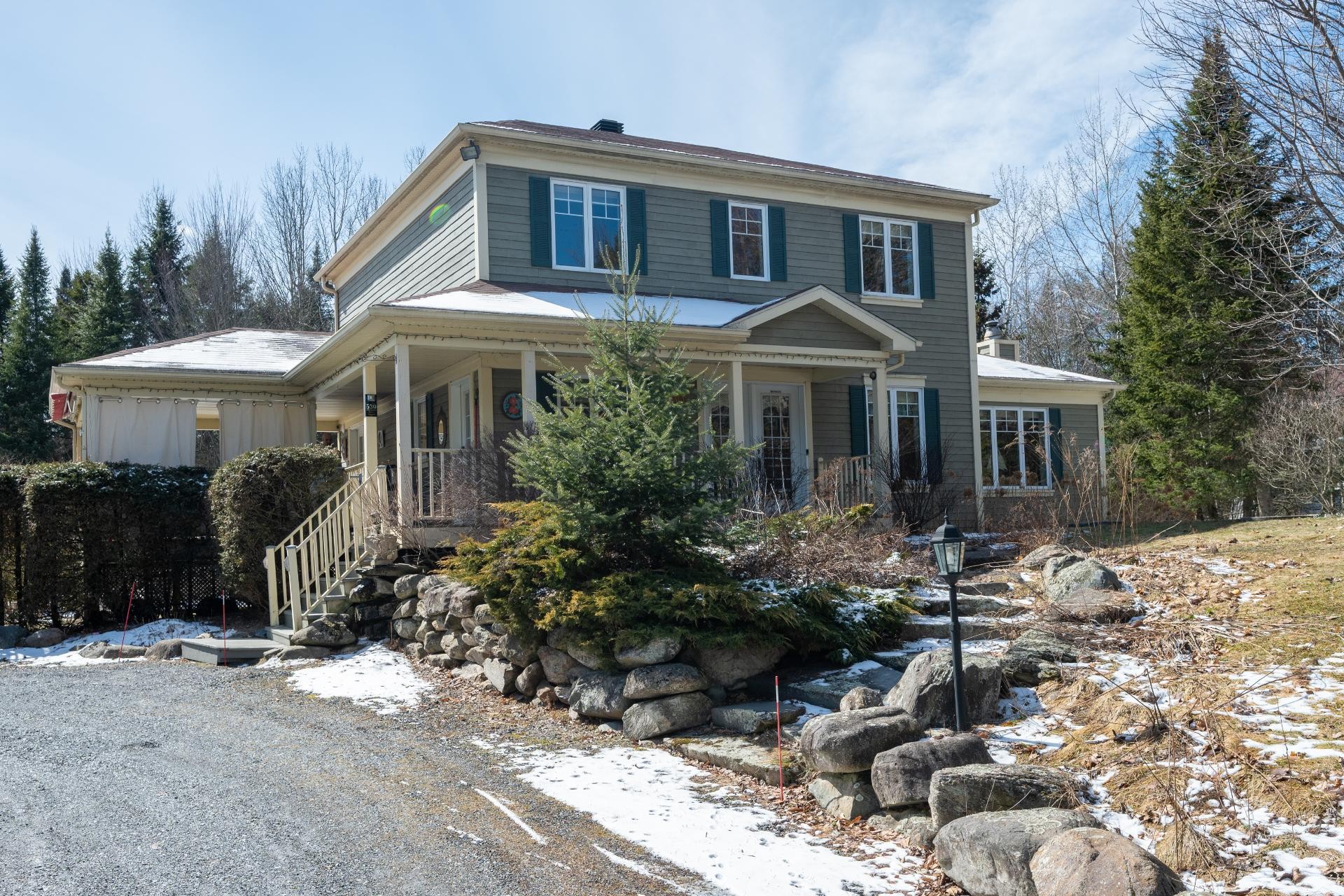 Façade - 530 Rue Arthur-Dupuis, Sherbrooke (Brompton/Rock Forest/Saint-Élie/Deauville), QC - Outdoor With Deck Patio Veranda