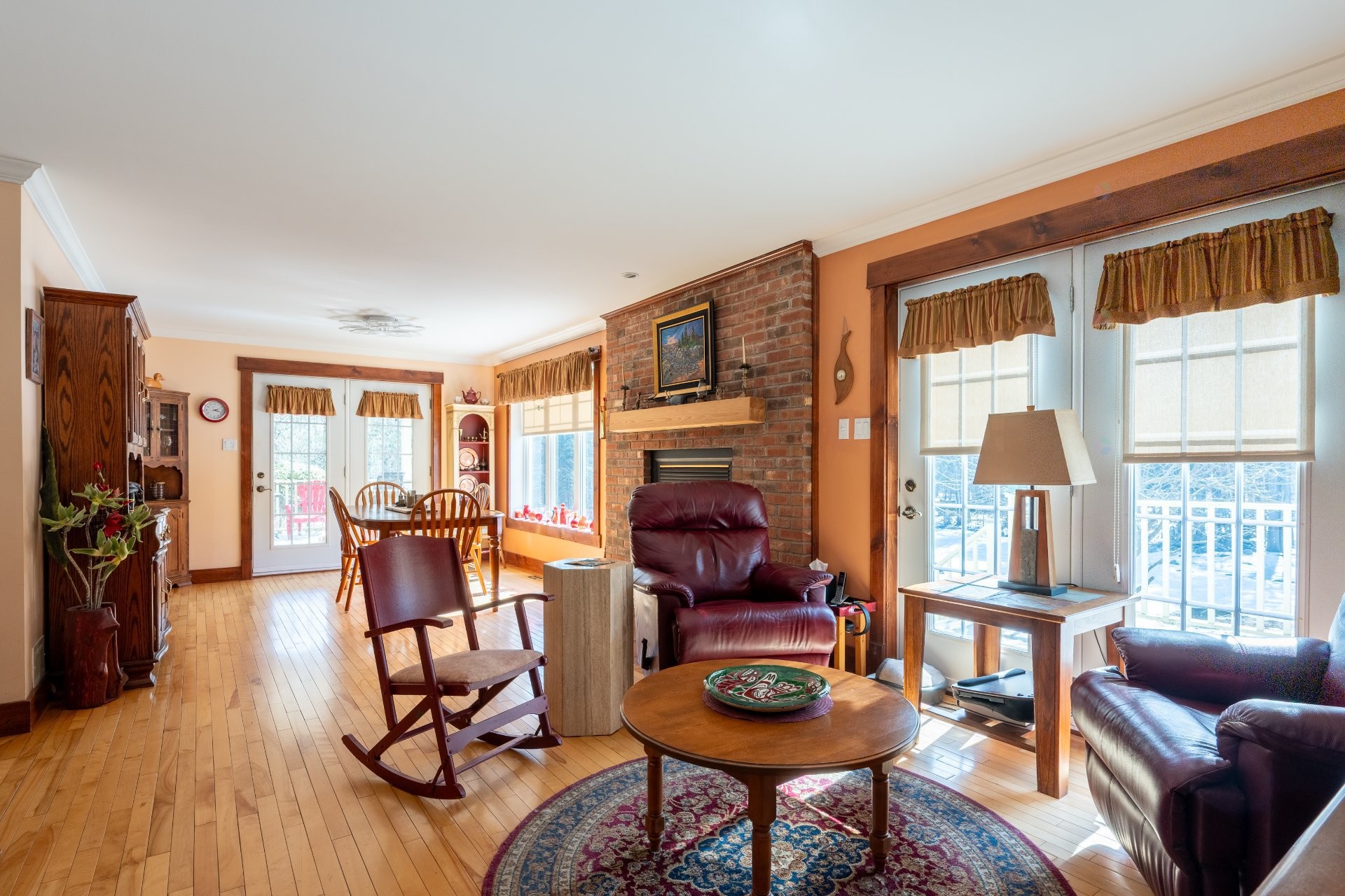 Salon - 530 Rue Arthur-Dupuis, Sherbrooke (Brompton/Rock Forest/Saint-Élie/Deauville), QC - Indoor Photo Showing Living Room