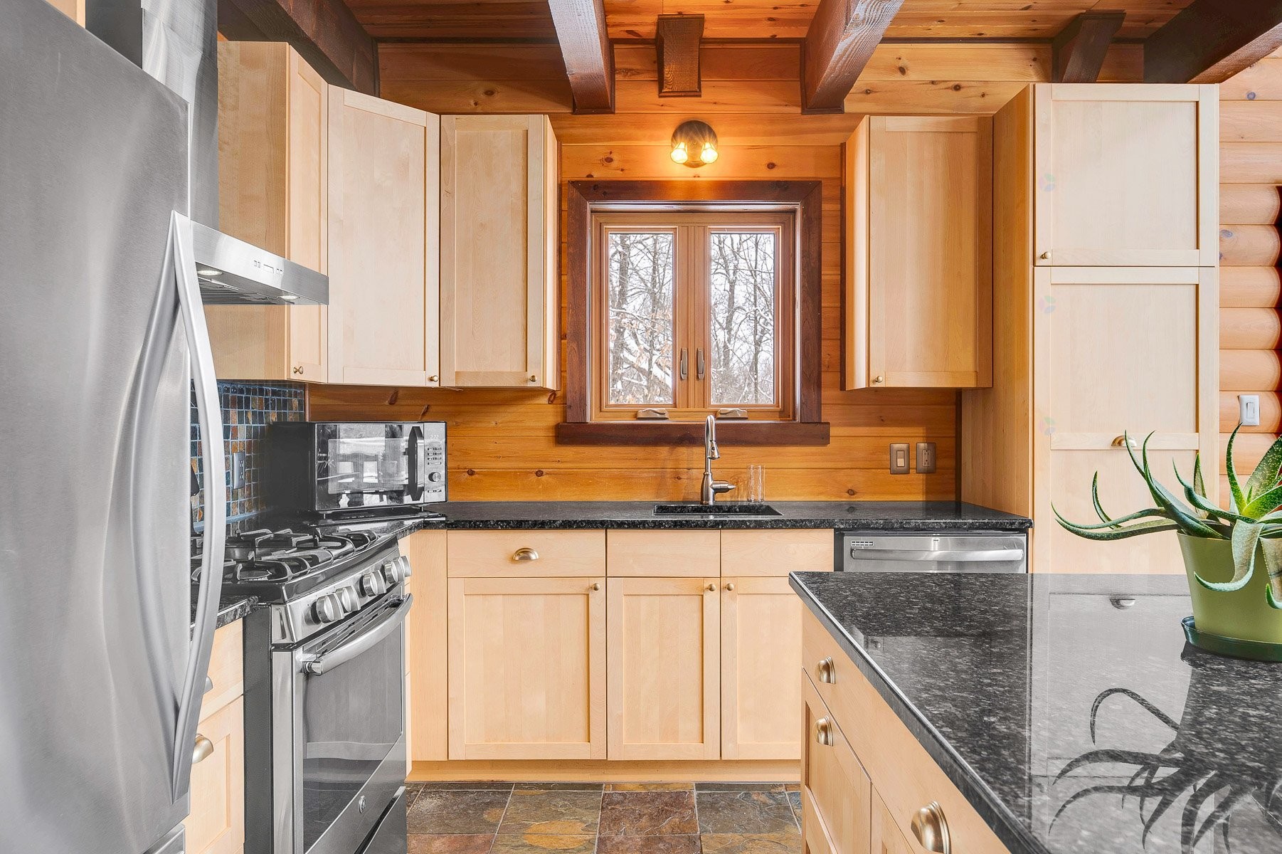 Kitchen - 1907 Rue Grilli, Wentworth-Nord, QC - Indoor Photo Showing Kitchen