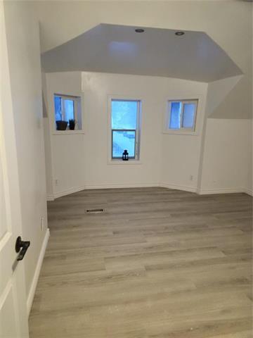 138 Inkster Blvd, Winnipeg, MB